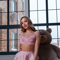 Шлюха Банни 39278