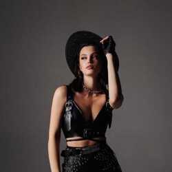 Шлюха Кира 31387