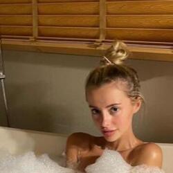 Шлюха Ира 39834